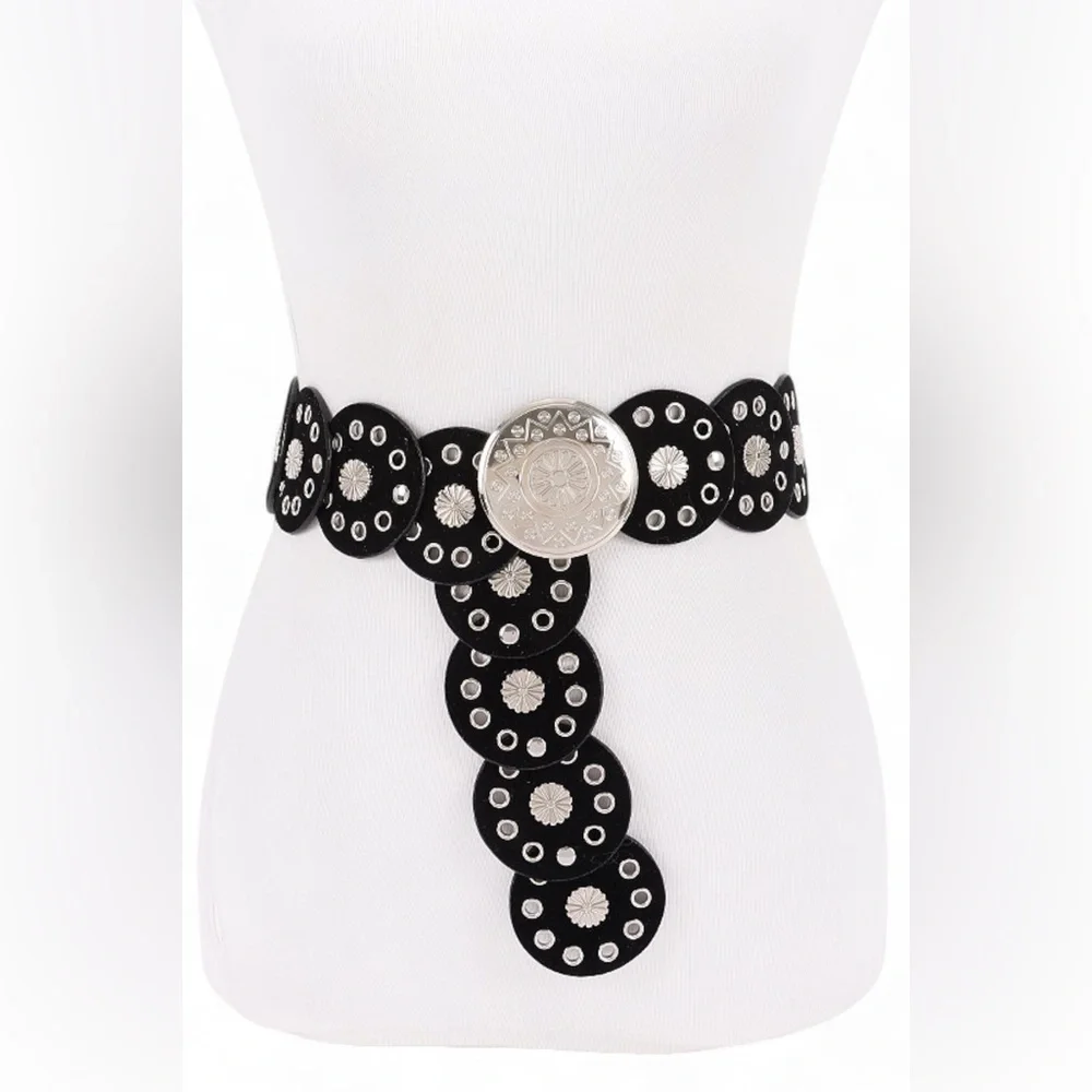 Silver Engraved Round Circle Concho Western Statement Belt